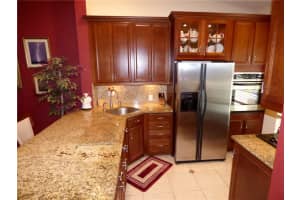 2740 S Oakland Forest Dr, Oakland Park, FL 33309, Sold 08/07/17