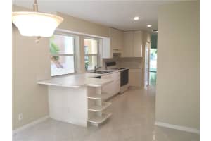 11245 Lakeview Dr, Coral Springs, FL 33071, Sold 06/29/17