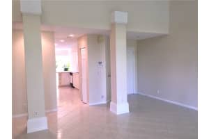 11245 Lakeview Dr, Coral Springs, FL 33071, Sold 06/29/17