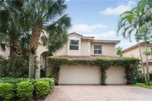 11745 NW 2nd St, Plantation, FL 33325, Sold 07/31/17