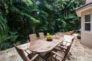 11745 NW 2nd St, Plantation, FL 33325, Sold 07/31/17