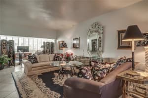 333 Sunset Dr, Fort Lauderdale, FL 33301, Sold 02/26/18