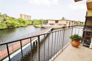 1752 NW 3rd Terrace #218c, Fort Lauderdale, FL 33311, Sold 11/22/17
