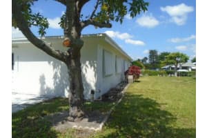 7222 W Oakridge Cir, Lantana, FL 33462, Sold 12/29/17