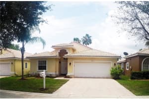 8548 NW 46th Dr, Coral Springs, FL 33067, Sold 10/26/17