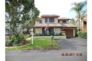 8271 SW 41st St, Davie, FL 33328, Sold 08/07/17