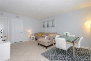 2660 NE 8th Ave, Wilton Manors, FL 33334, Sold 08/16/17