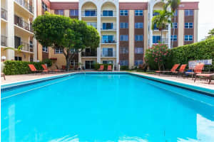 400 N Riverside Dr, Pompano Beach, FL 33062, Sold 09/26/17