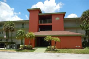 8575 NW 61st St, Tamarac, FL 33321, Sold 08/25/17