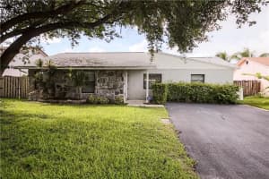 9485 NW 45th Pl, Sunrise, FL 33351, Sold 10/13/17