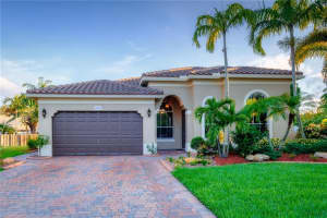 12008 SW 47th St, Cooper City, FL 33330, Sold 07/29/17