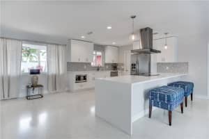 2825 NW 10th Ave, Wilton Manors, FL 33311, Sold 09/28/17