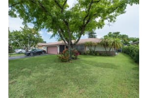 MLS# F10072055, Coral Springs, Florida 33065