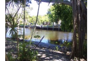 2916 NE 8th Terrace, Wilton Manors, FL 33334, Sold 08/23/17