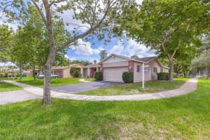 5201 SW 87th Terrace, Cooper City, FL 33328, Sold 08/04/17