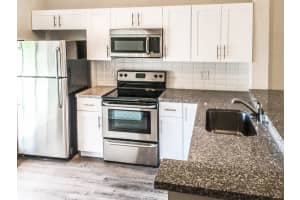 2720 S Oakland Forest Dr, Oakland Park, FL 33309, Sold 08/10/17