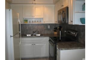 1152 NW 30th Ct, Fort Lauderdale, FL 33311, Sold 08/14/17