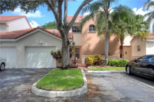 8255 NW 70th St, Tamarac, FL 33321, Sold 07/27/17