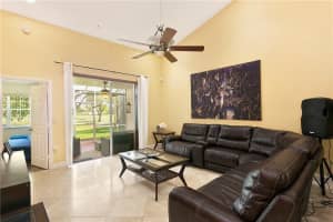 8255 NW 70th St, Tamarac, FL 33321, Sold 07/27/17