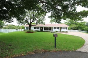 481 SW 118th Ave, Plantation, FL 33325, Sold 07/28/17