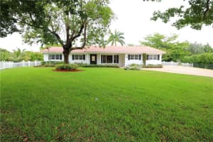 481 SW 118th Ave, Plantation, FL 33325, Sold 07/28/17