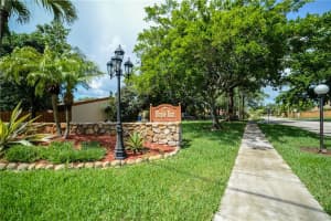 7451 NW 33rd St, Lauderhill, FL 33319, Sold 08/24/17