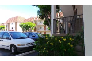 2960 Riverside Dr, Coral Springs, FL 33065, Sold 10/05/17