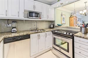 130 S Cypress Rd, Pompano Beach, FL 33060, Sold 08/28/17