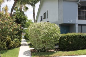 2745 S Oakland Forest Dr, Oakland Park, FL 33309, Sold 07/31/17