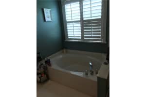 5720 S Plum Bay Pkwy, Tamarac, FL 33321, Sold 08/02/17