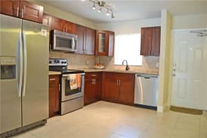 803 W Oakland Park Blvd, Wilton Manors, FL 33311, Sold 03/19/18