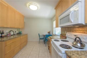 9061 Vineyard Lake Dr, Plantation, FL 33324, Sold 08/16/17