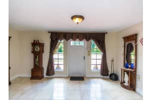 11780 SW 2nd St, Plantation, FL 33325, Sold 04/16/19