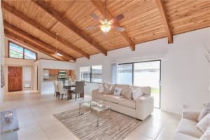 21524 Kapok Cir, Boca Raton, FL 33433, Sold 07/17/17