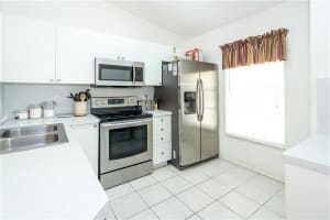 9000 NW 38th Pl, Sunrise, FL 33351, Sold 08/10/17