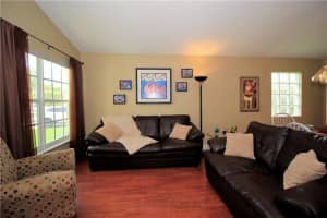 20484 SW 5th St, Pembroke Pines, FL 33029, Sold 08/02/17