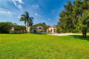 9050 NW 68th Ct, Parkland, FL 33067, Sold 01/17/20