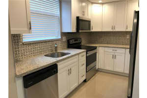 8433 Forest Hills Dr, Coral Springs, FL 33065, Sold 07/31/17