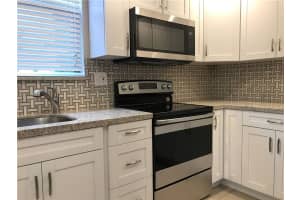 8433 Forest Hills Dr, Coral Springs, FL 33065, Sold 07/31/17