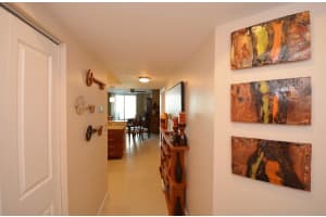 401 SW 4th Ave, Fort Lauderdale, FL 33315, Sold 11/08/17