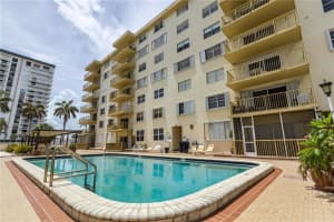 1801 S Ocean Dr, Hollywood, FL 33019, Sold 10/16/17