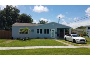 829 NW 7th Ave, Dania Beach, FL 33004, Sold 08/08/17