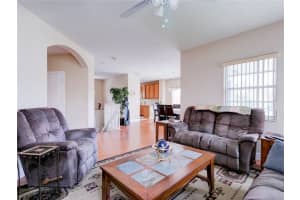 910 NW 126th Terrace, Coral Springs, FL 33071, Sold 11/17/17