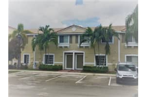 5963 London Ln, Tamarac, FL 33321, Sold 09/29/17
