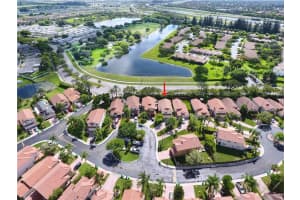 408 Lakeside Cir, Sunrise, FL 33326, Sold 11/13/17