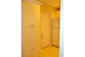 3101 Oakland Shores Dr, Oakland Park, FL 33309, Sold 08/18/17