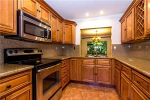 1602 Cypress Pointe Dr, Coral Springs, FL 33071, Sold 10/06/17