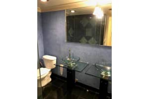 MLS# F10075403, Oakland Park, Florida 33309