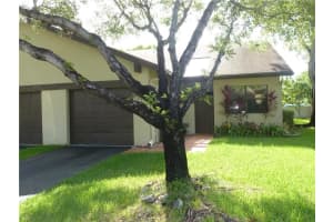 8200 NW 100th Way, Tamarac, FL 33321, Sold 08/18/17