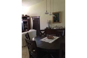 9331 NW 53rd St, Sunrise, FL 33351, Sold 08/10/17